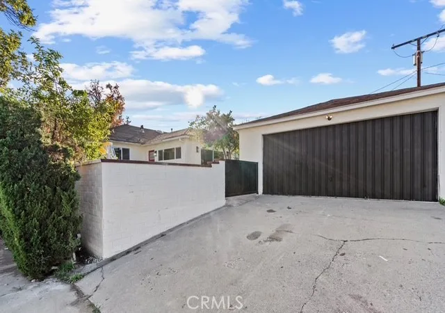 Photo 3 of Single family home for sale at 1421 E Norwood Pl, Alhambra, CA 91801 | MLS# WS26205171 | Listing updated on 2026-10-11
