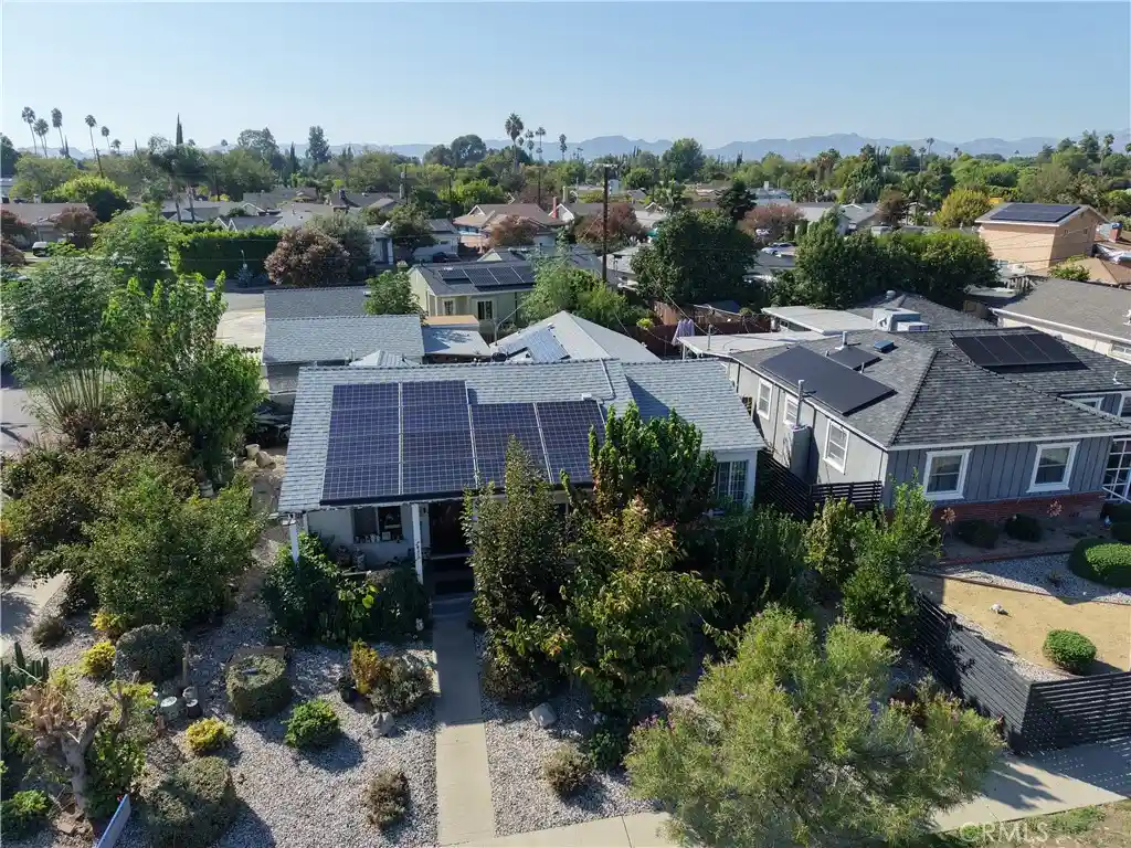 Single family home for sale at 7431 Topeka Dr, Reseda, CA 91335 | MLS# SR26205213