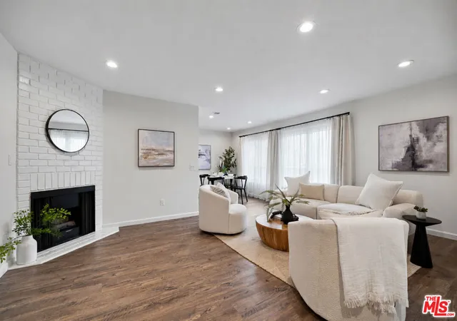 Photo 1 of Sale Pending at 21811 Saticoy St #23, Canoga Park, CA 91304 | MLS# 26990459 | Listing updated on 2026-10-02