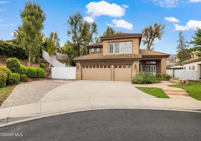 Photo 1 of Single family home for sale at 1909 Bentley Pl, Simi Valley, CA 93065 | MLS# 226004482 | Listing updated on 2026-10-07