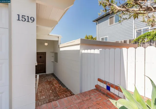 Photo 3 of Single family home for sale at 1519 Bayo Vista Ave, San Pablo, CA 94806 | MLS# 41148840 | Listing updated on 2026-10-09