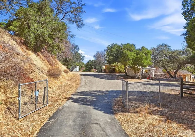 Photo 2 of Single family home for sale at 21111 Almaden Rd, San Jose, CA 95120 | MLS# ML82061935 | Listing updated on 2026-10-02