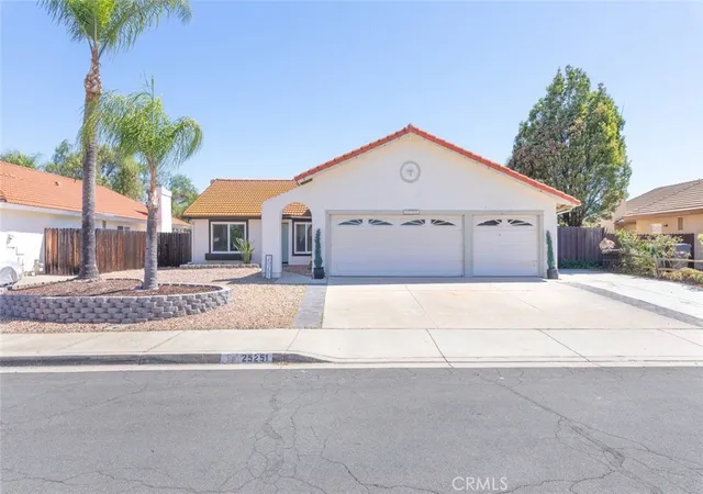 Photo 2 of Sale Pending at 25251 Ridgeplume, Murrieta, CA 92563 | MLS# SW26203524 | Listing updated on 2026-10-05