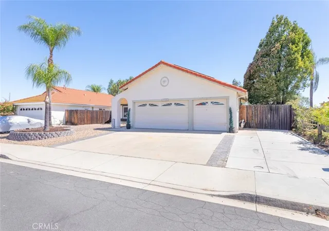 Photo 3 of Sale Pending at 25251 Ridgeplume, Murrieta, CA 92563 | MLS# SW26203524 | Listing updated on 2026-10-05