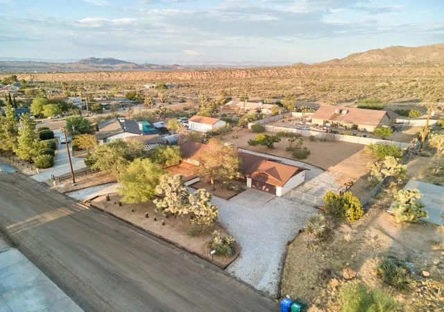 Photo 4 of Single family home for sale at 8395 Keats Ave, Yucca Valley, CA 92284 | MLS# 219152954DA | Listing updated on 2026-10-07