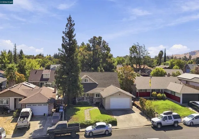 Photo 1 of Single family home for sale at 160 Stanton Ave, Vacaville, CA 95687 | MLS# 41148851 | Listing updated on 2026-10-08