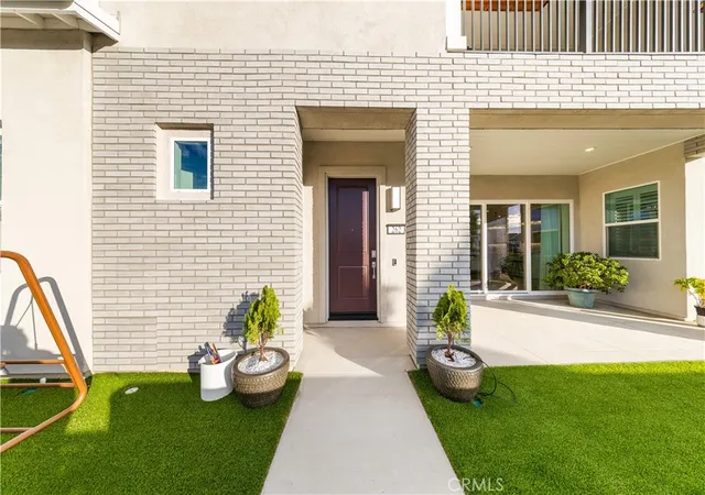 Listing Photo 5 - Condo for sale in building located at 262 Sora, Irvine, CA 92618