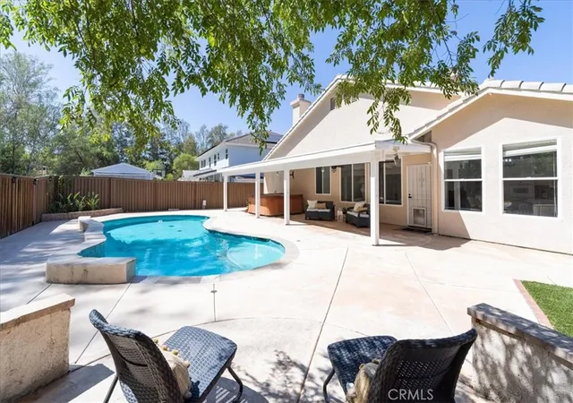 Photo 2 of Single family home for sale at 39687 Corte Gata, Murrieta, CA 92562 | MLS# SW26205164 | Listing updated on 2026-09-26