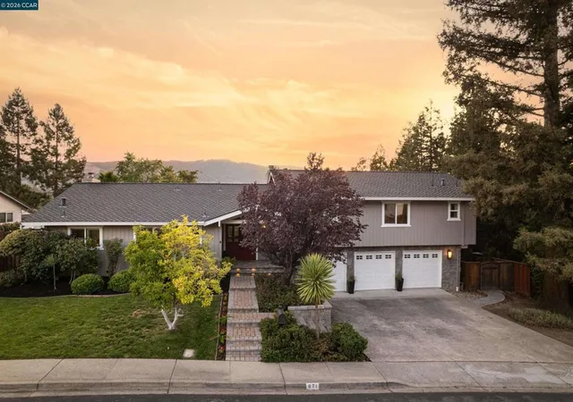 Single family home for sale at 871 Richard Ln, Danville, CA 94526 | MLS# 41148857