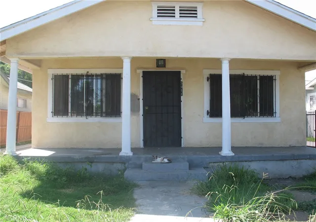 Photo 1 of Single family home for sale at 5911 Arlington, Los Angeles, CA 90043 | MLS# SB26204864 | Listing updated on 2026-09-23