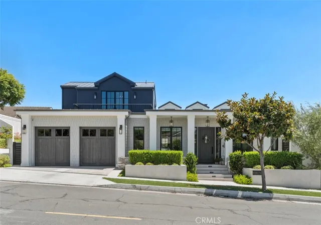Photo 2 of Mansion for sale at 1030 Sandcastle Dr, Corona Del Mar, CA 92625 | MLS# OC26203978 | Listing updated on 2026-09-24