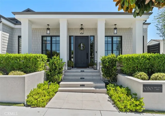 Photo 3 of Mansion for sale at 1030 Sandcastle Dr, Corona Del Mar, CA 92625 | MLS# OC26203978 | Listing updated on 2026-09-24