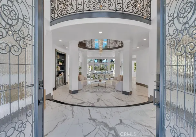 Photo 2 of Mansion for sale at 9 Rue Delacroix, Trabuco Canyon, CA 92679 | MLS# TR26201310 | Listing updated on 2026-10-13