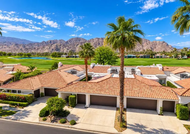 Condo for sale at 55395 Southern, La Quinta, CA 92253 | MLS# 219152963DA