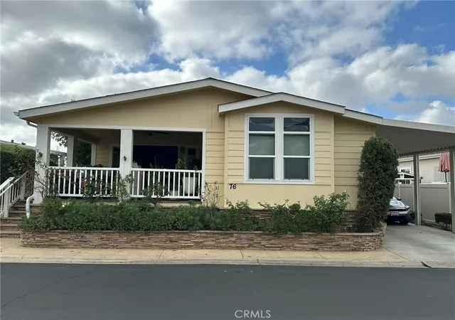 Photo 2 of Manufactured home for sale at 15455 Glenoaks #76, Sylmar, CA 91342 | MLS# SR26205387 | Listing updated on 2026-10-07