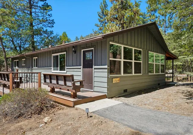 Photo 1 of Single family home for sale at 25405 Palomar Rd, Idyllwild, CA 92549 | MLS# 219152968DA | Listing updated on 2026-09-20
