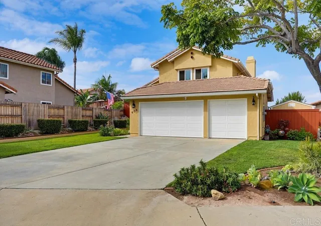 Photo 3 of Sale Pending at 608 Forester Ln, Bonita, CA 91902 | MLS# PTP2607117 | Listing updated on 2026-09-24