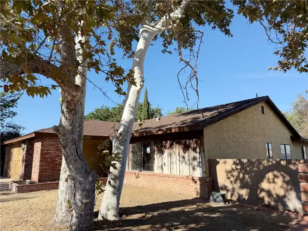 Photo 1 of Single family home for sale at 42802 Sachs Dr, Lancaster, CA 93536 | MLS# SR26205487 | Listing updated on 2026-10-28