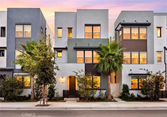 Photo 2 of Single family home for sale at 139 Jessup Way, Tustin, CA 92780 | MLS# PW26205502 | Listing updated on 2026-09-27
