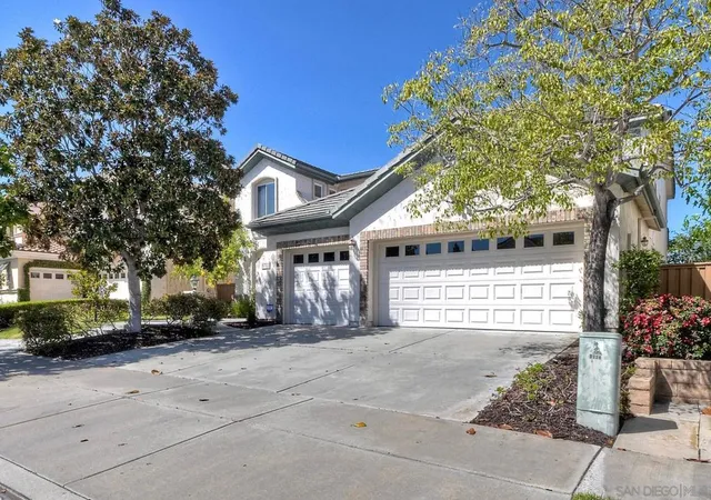 Photo 2 of Sale Pending at 5722 Brittany Forrest, San Diego, CA 92130 | MLS# 260023014SD | Listing updated on 2026-09-25