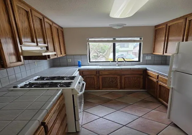 Photo 3 of Multi family home for sale at 174 Hope Dr, Watsonville, CA 95076 | MLS# ML82061989 | Listing updated on 2026-09-22