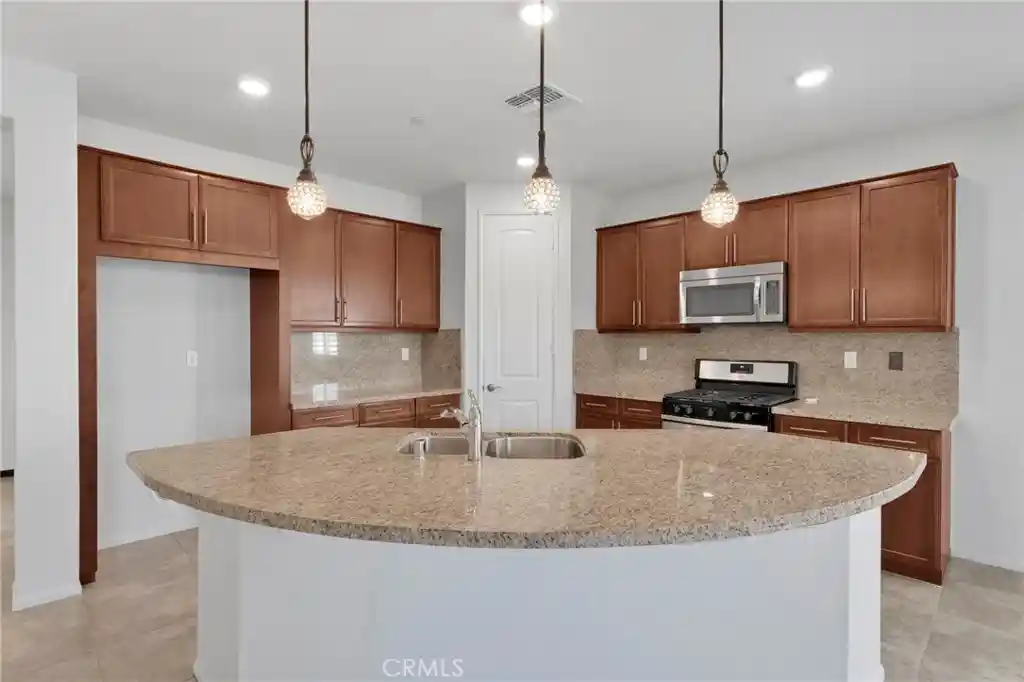 Photo 1 of Single family home for sale at 11351 Camden St, Apple Valley, CA 92308 | MLS# CV26205515 | Listing updated on 2026-10-23