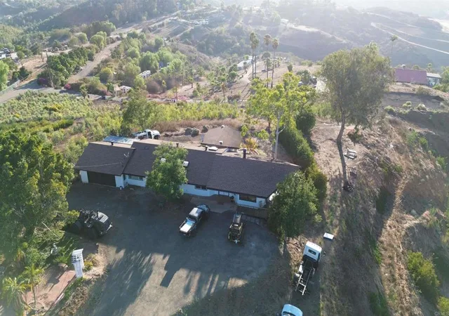 Photo 3 of Single family home for sale at 3730 Silverleaf Ln, Vista, CA 92084 | MLS# NDP2608811 | Listing updated on 2026-09-21
