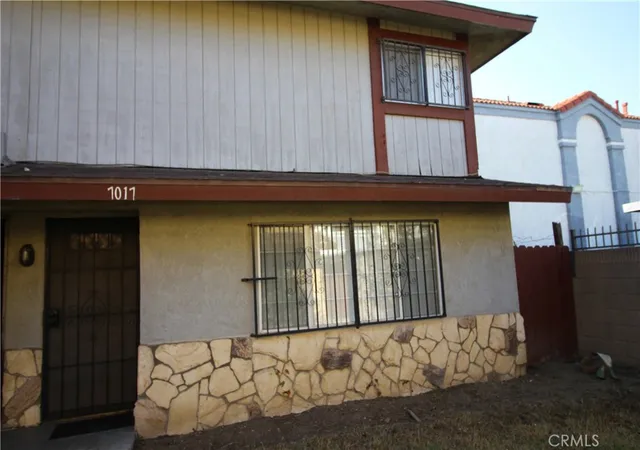 Condo for sale at 7017 Myrrh St, Paramount, CA 90723 | MLS# DW26205117