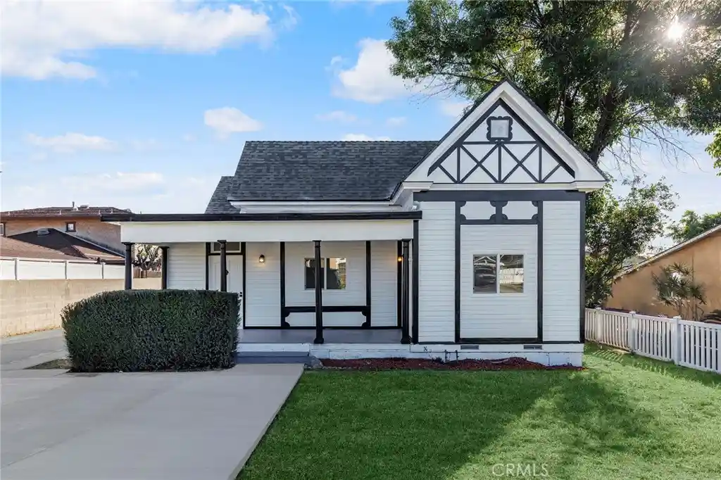 Photo 1 of Single family home for sale at 2060 E Cienega, Covina, CA 91724 | MLS# AR26205297 | Listing updated on 2026-10-24