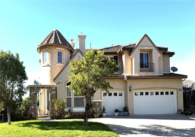 Single family home for sale at 5721 Velvet Oak Ct, Simi Valley, CA 93063 | MLS# SR26205575