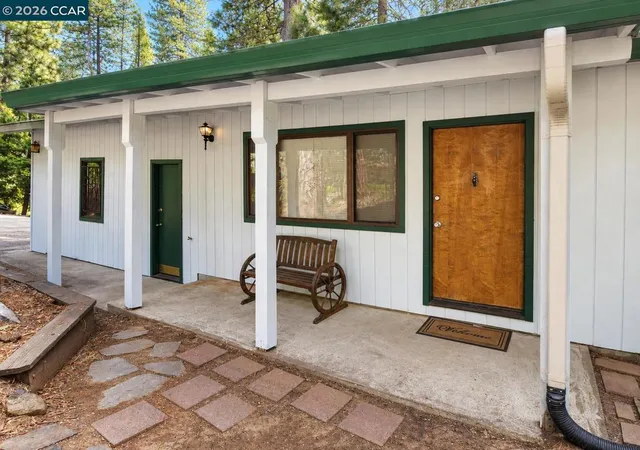 Photo 2 of Single family home for sale at 2346 Black Oak Dr, Arnold, CA 95223 | MLS# 41148897 | Listing updated on 2026-09-25