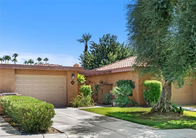 Photo 3 of Condo for sale at 92 La Cerra, Rancho Mirage, CA 92270 | MLS# OC26201479 | Listing updated on 2026-10-13