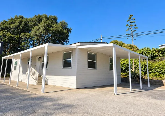 Photo 1 of Manufactured home for sale at 107 Crespi Cir #107, Watsonville, CA 95076 | MLS# ML82062006 | Listing updated on 2026-10-12