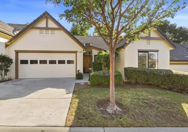 Photo 1 of Townhouse for sale at 7526 Morevern Cir, San Jose, CA 95135 | MLS# ML82062008 | Listing updated on 2026-09-30