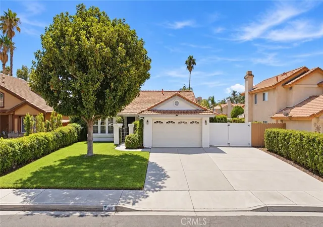 Photo 1 of Sale Pending at 2691 Alne Dr, Hemet, CA 92545 | MLS# TR26205634 | Listing updated on 2026-10-07