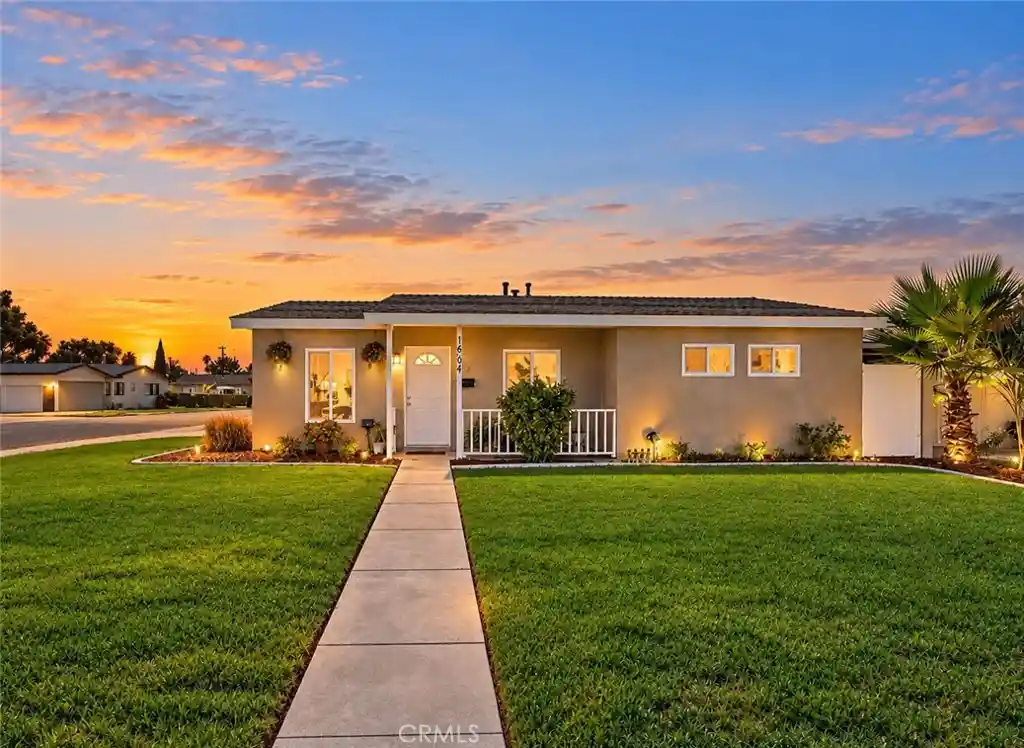 Single family home for sale at 1001 N Hanover, Anaheim, CA 92801 | MLS# OC26205633