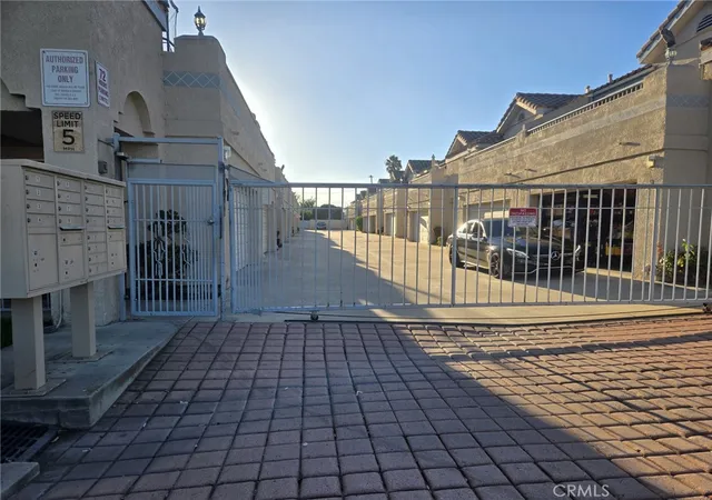 Listing Photo 1 - Condo for sale in building located at 15539 Woodruff, Bellflower, CA 90706 - Unit #17
