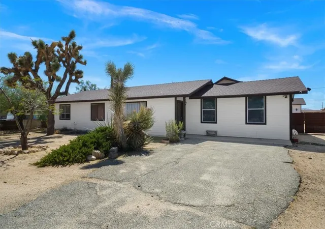 Photo 1 of Single family home for sale at 58407 Campanula St, Yucca Valley, CA 92284 | MLS# SW26205727 | Listing updated on 2026-10-01