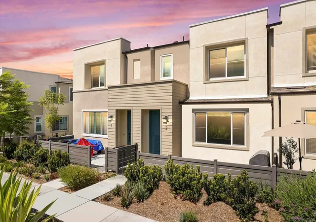 Townhouse for sale at 808 Mateo St #2, Chula Vista, CA 91911 | MLS# 260023040SD