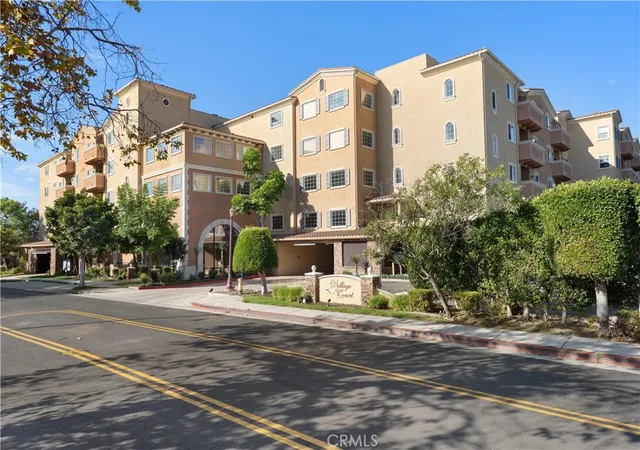Condo for sale at 21345 Hawthorne Blvd #204, Torrance, CA 90503 | MLS# SB26204550
