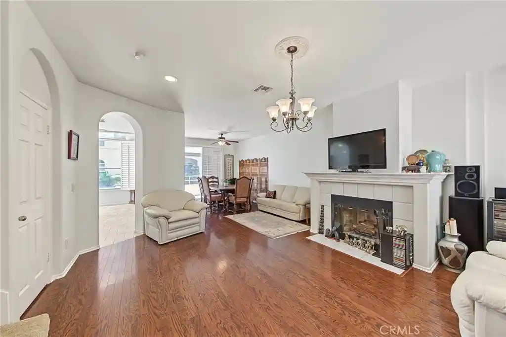 Listing Photo 2 - Condo for sale in 25951 Stafford Cyn Rd located at 25951 Stafford Cyn Rd, Stevenson Ranch, CA 91381 - Unit 25951 Stafford Cyn Rd