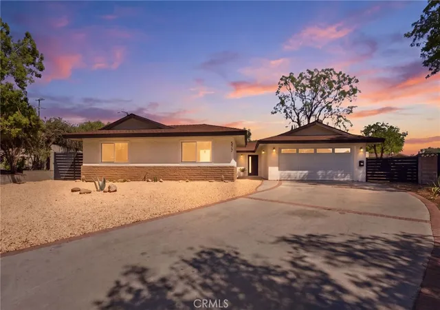 Photo 1 of Single family home for sale at 577 Bishop Pl, Claremont, CA 91711 | MLS# CV26205897 | Listing updated on 2026-10-04