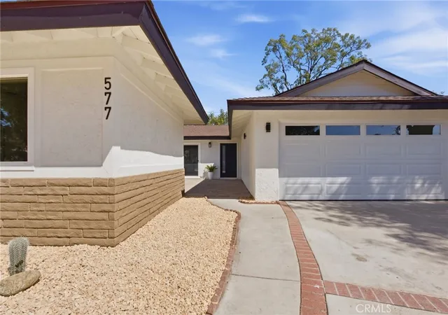 Photo 3 of Single family home for sale at 577 Bishop Pl, Claremont, CA 91711 | MLS# CV26205897 | Listing updated on 2026-10-04