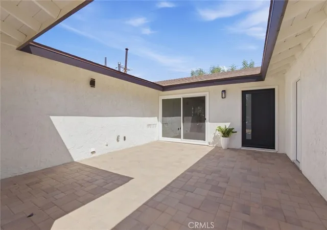 Photo 3 of Single family home for sale at 577 Bishop Pl, Claremont, CA 91711 | MLS# CV26205897 | Listing updated on 2026-10-04