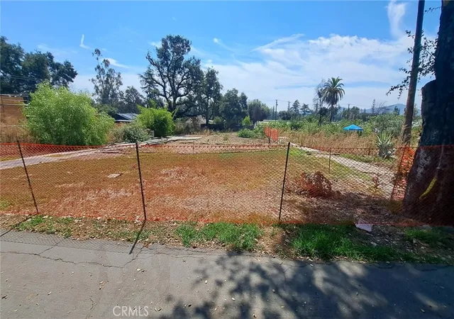 Land for sale at 136 E Harriet, Altadena, CA 91001 | MLS# IV26205915