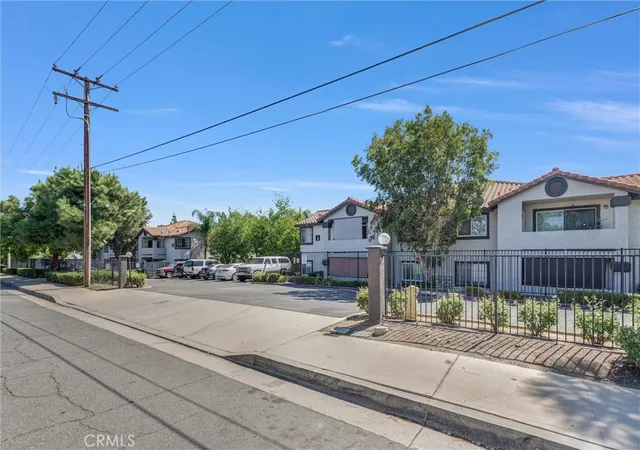 Condo for sale at 16377 Lakeshore #2B, Lake Elsinore, CA 92530 | MLS# IG26204529