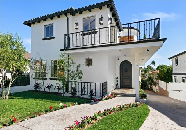 Photo 1 of Sale Pending at 1914 Gates #A, Redondo Beach, CA 90278 | MLS# SB26203483 | Listing updated on 2026-10-05