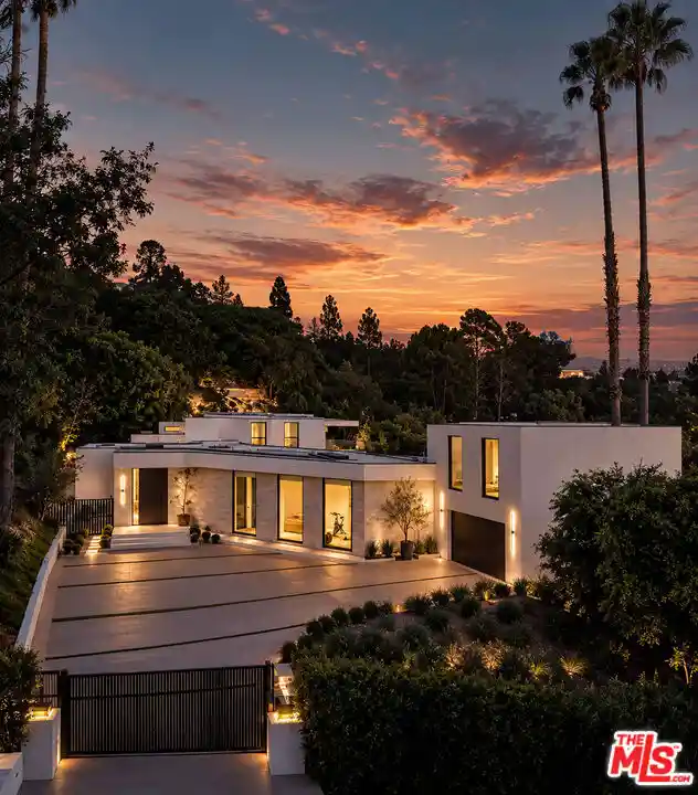 Photo 1 of Mansion for sale at 525 Arkell Dr, Beverly Hills, CA 90210 | MLS# 26987515 | Listing updated on 2026-10-15