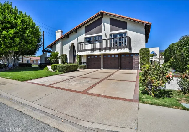 Photo 1 of Single family home for sale at 2009 Vinewood St, La Verne, CA 91750 | MLS# CV26205448 | Listing updated on 2026-10-11