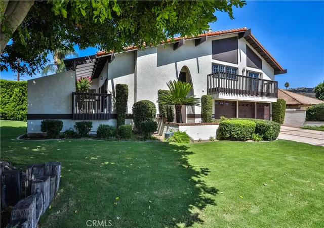 Photo 2 of Single family home for sale at 2009 Vinewood St, La Verne, CA 91750 | MLS# CV26205448 | Listing updated on 2026-10-11